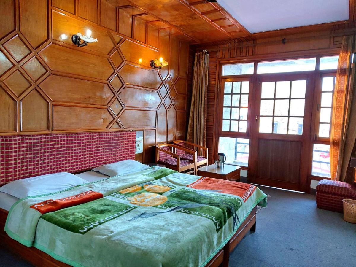 Goroomgo Radha Continental Nainital Εξωτερικό φωτογραφία