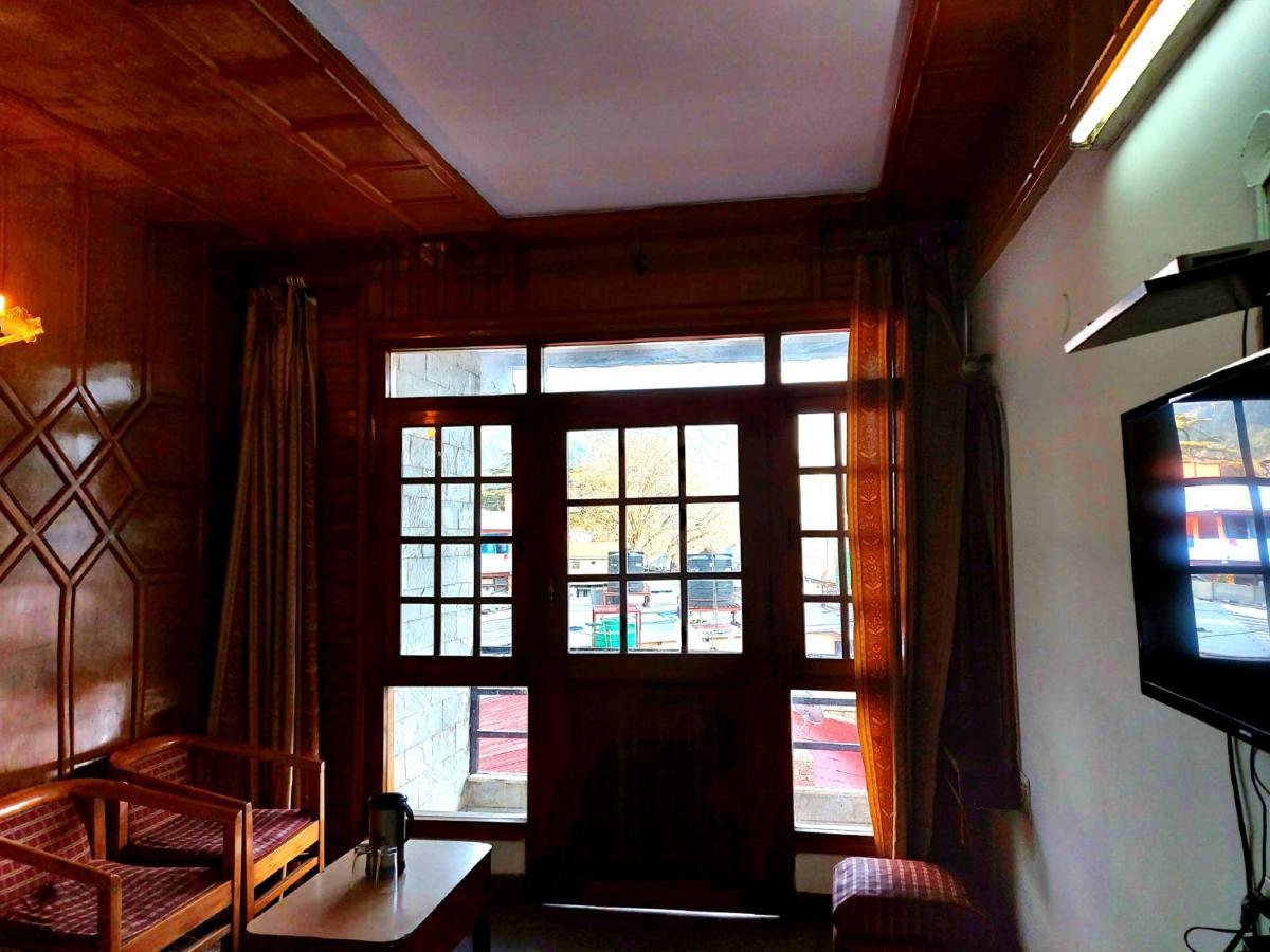 Goroomgo Radha Continental Nainital Εξωτερικό φωτογραφία